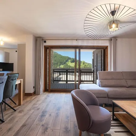 Familial Au Centre De Moriond Avec Parking Et Balcon - Fr-1-563-156 Apartamento